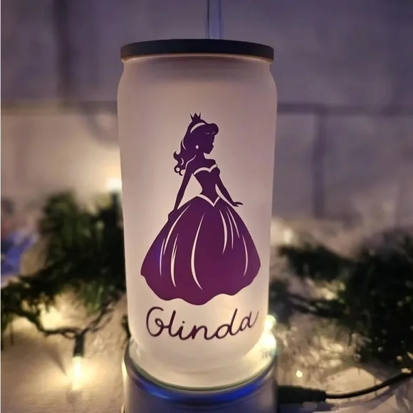Elphaba and Glinda Frosted Glass Tumblers $28 for set ($15) each - Picture 5 of 5